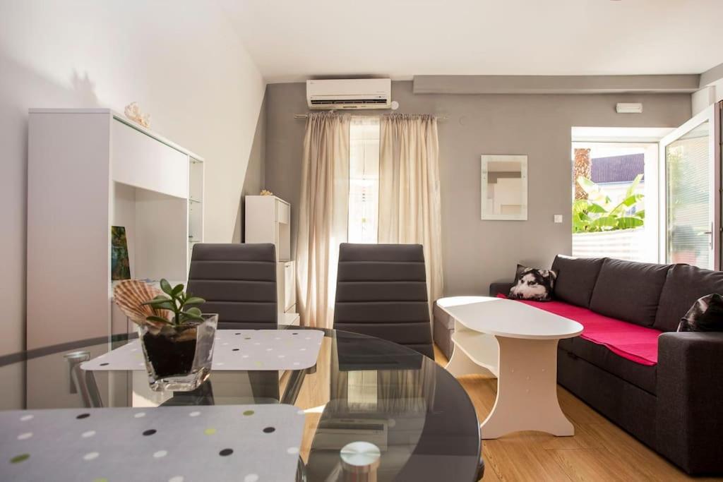 Apartamento Apartman Den,Rovinj Oaza U Centru Grada I Besplatnim Parkingom Exterior foto