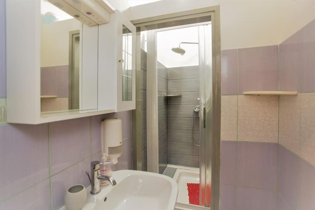 Apartamento Apartman Den,Rovinj Oaza U Centru Grada I Besplatnim Parkingom Exterior foto